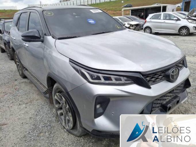 TOYOTA HILUX CD 22/22