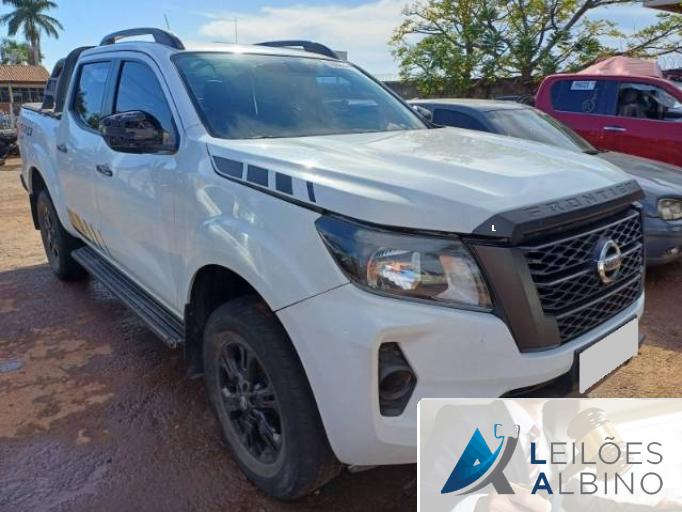 NISSAN FRONTIER CD 22/23