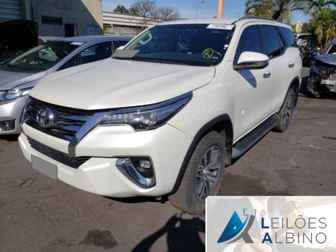 TOYOTA HILUX SW4 20/20