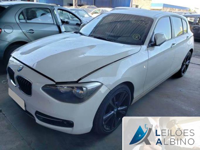 BMW 118I 13/13