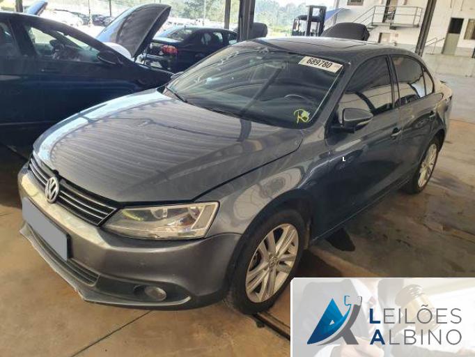 VOLKSWAGEN  JETTA 16/16