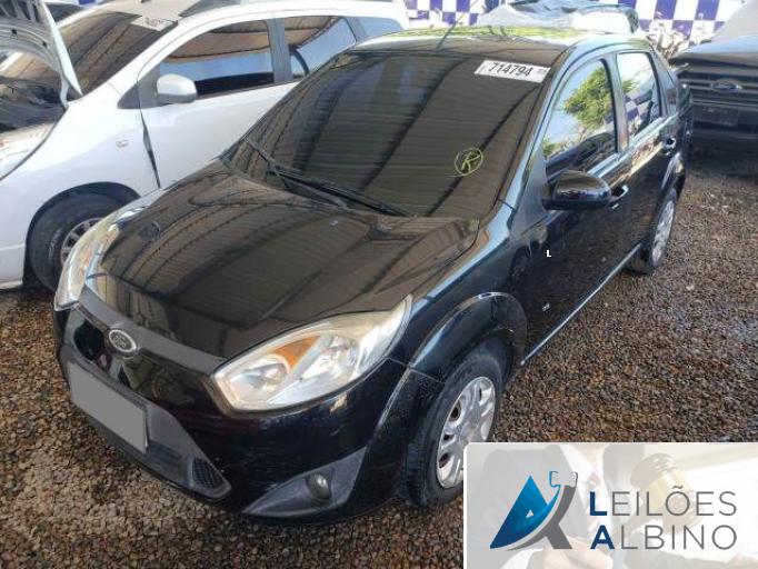 FORD FIESTA SEDAN 13/14