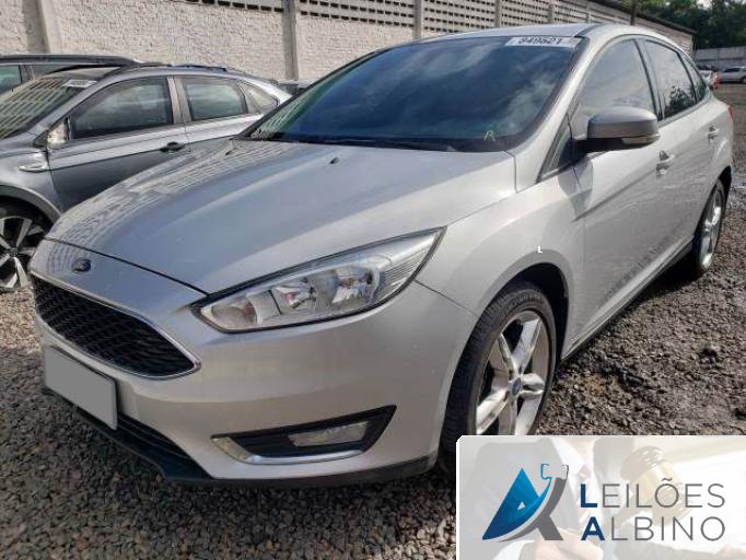 FORD FOCUS FASTBACK 15/16