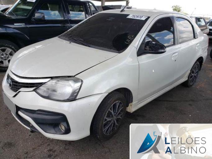 TOYOTA ETIOS SEDAN 16/16