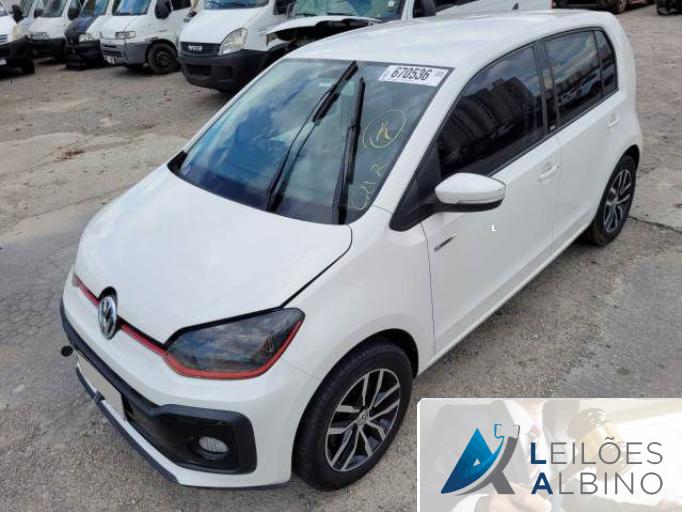 VOLKSWAGEN UP 17/18