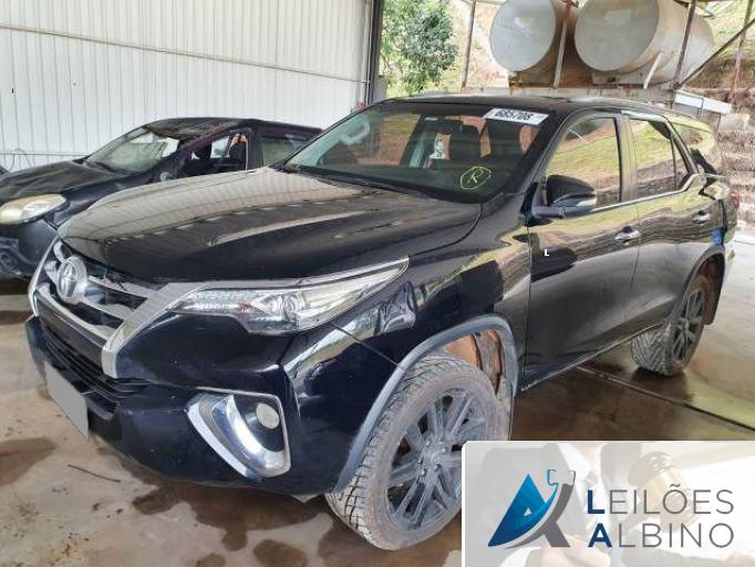 TOYOTA HILUX SW4 16/17