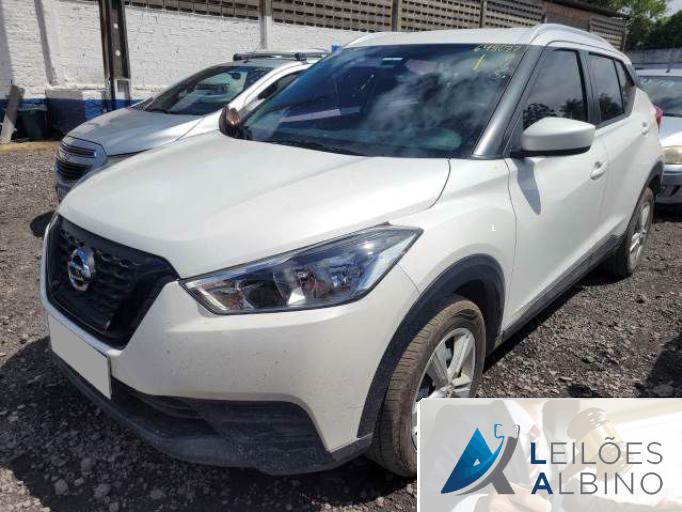 NISSAN KICKS 20/20