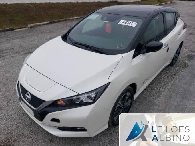 NISSAN LEAF 21/22