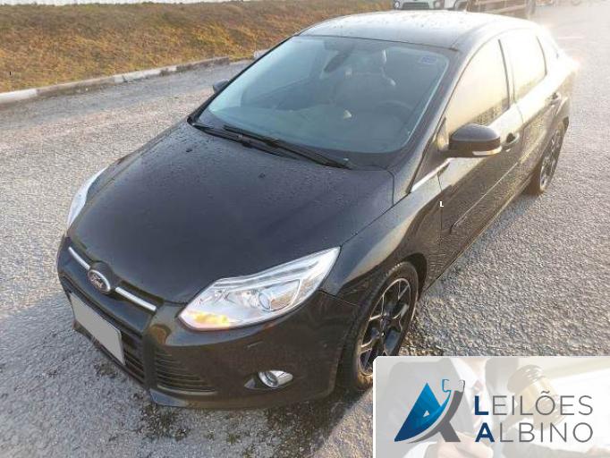 FORD FOCUS SEDAN 14/14